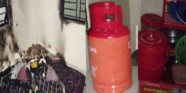বিস্ফোরন